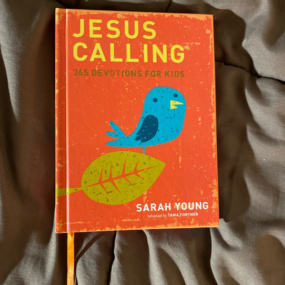 Jesus Calling - Daily Biblical Devotions Book for Kids by Sarah Young